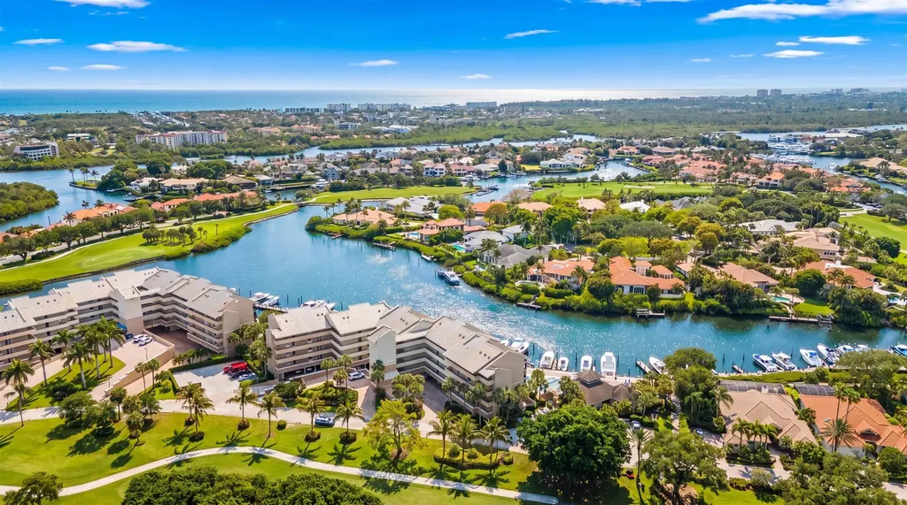 16910 Bay Street Jupiter FL 33477