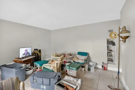 314 SW 1st Street Boca Raton FL 33432