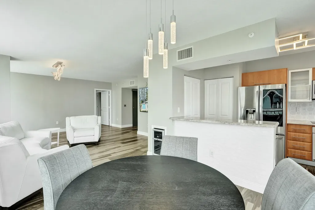 610 W Las Olas Fort Lauderdale FL 33312