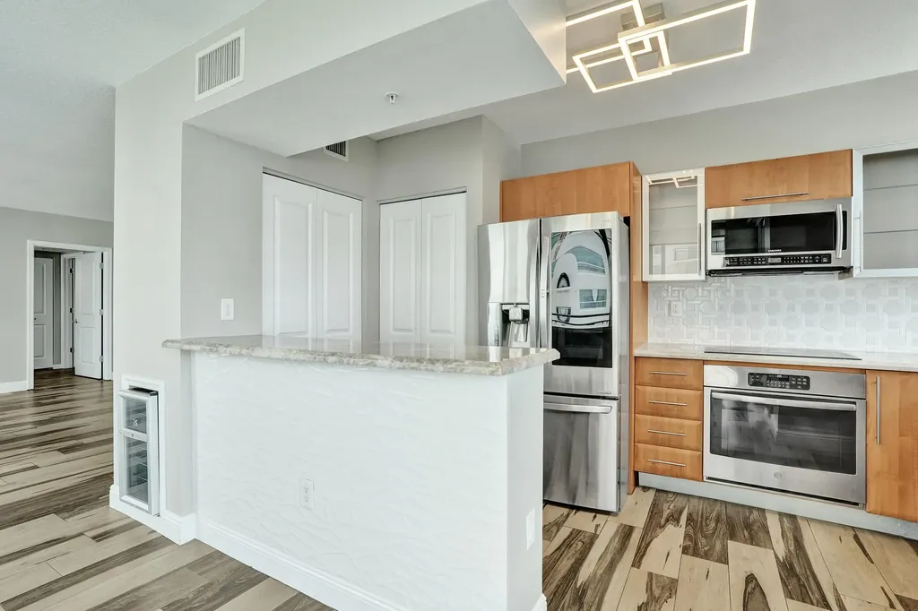 610 W Las Olas Fort Lauderdale FL 33312