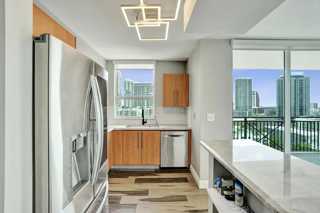 610 W Las Olas Fort Lauderdale FL 33312