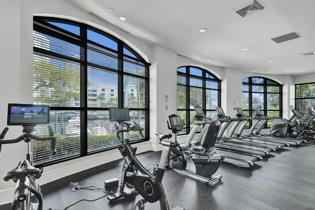610 W Las Olas Fort Lauderdale FL 33312