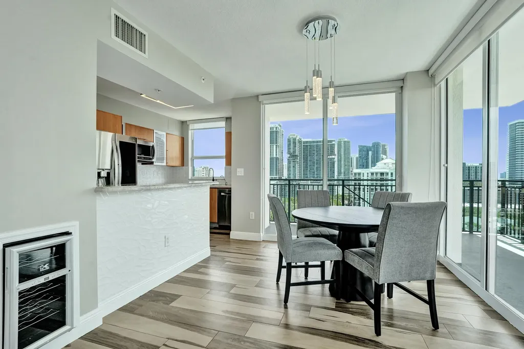 610 W Las Olas Fort Lauderdale FL 33312