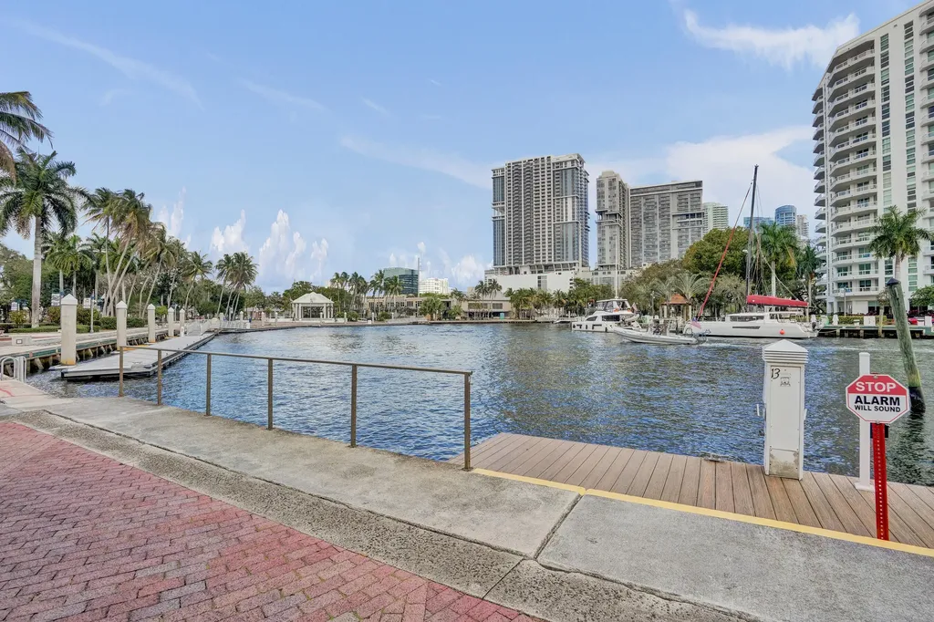 610 W Las Olas Fort Lauderdale FL 33312