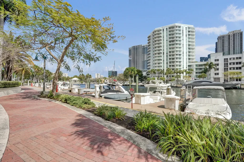610 W Las Olas Fort Lauderdale FL 33312