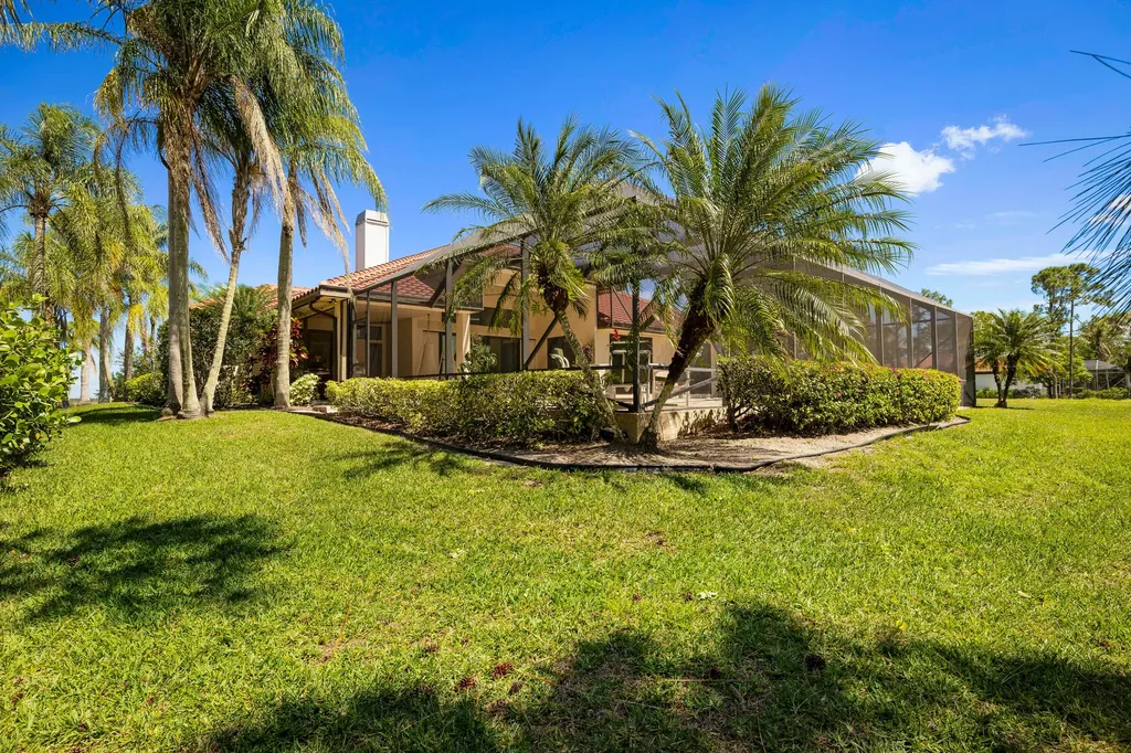 18680 SE Old Trail Drive E Jupiter FL 33478