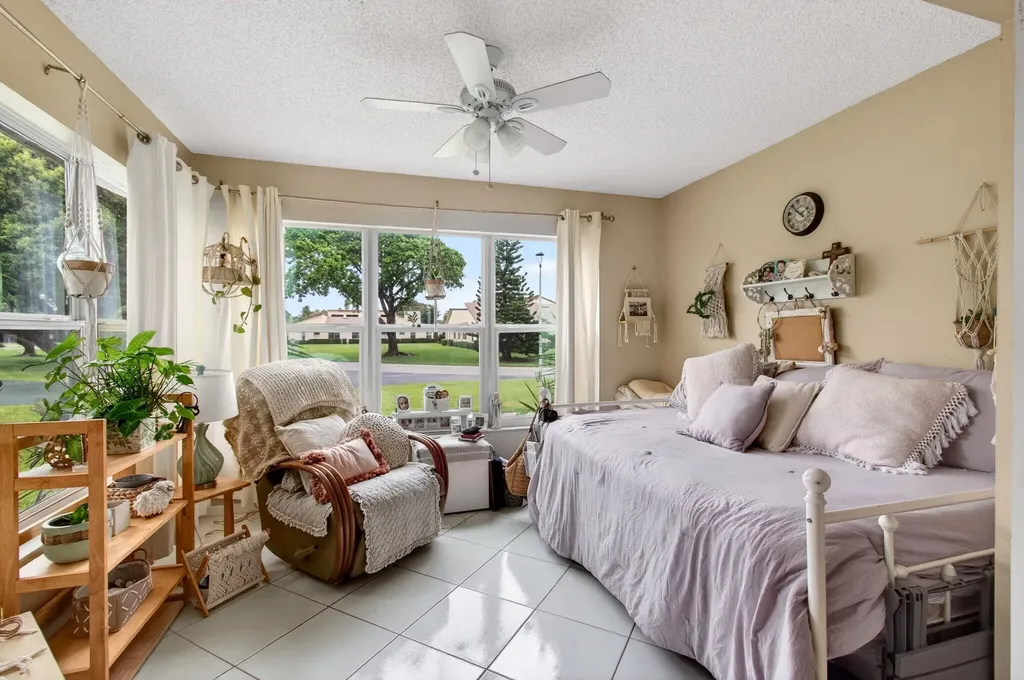 5050 Nesting Way Delray Beach FL 33484