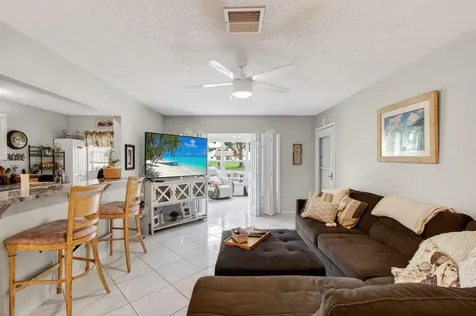 5050 Nesting Way Delray Beach FL 33484