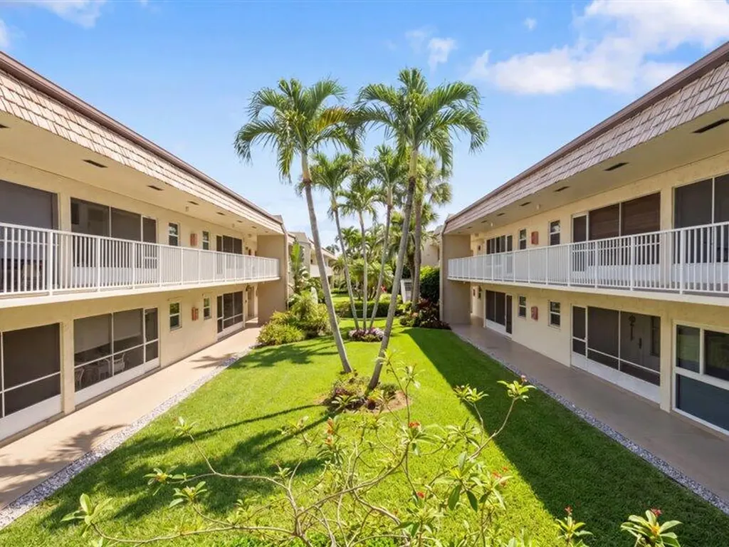 600 Snug Harbor Drive Boynton Beach FL 33435