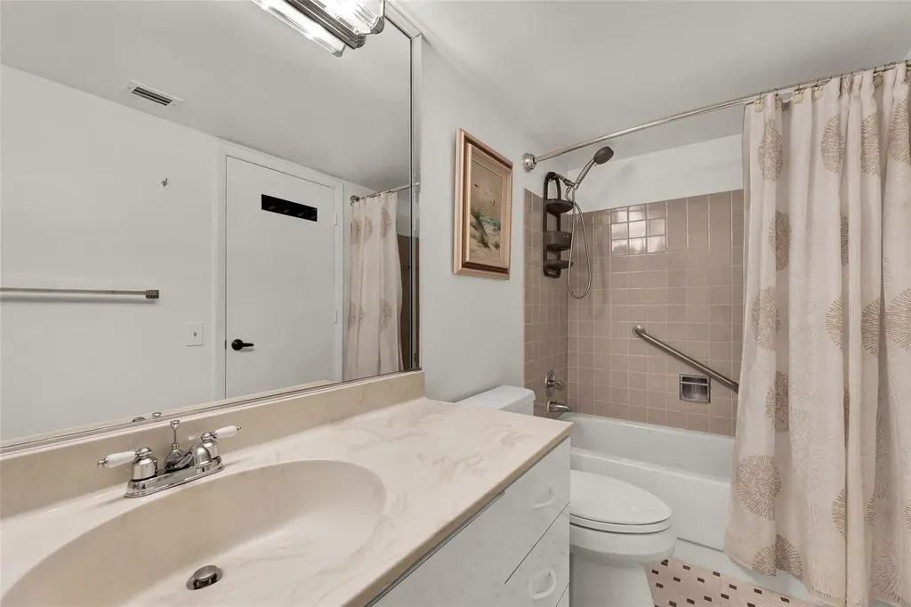 1010 S Ocean Boulevard Pompano Beach FL 33062