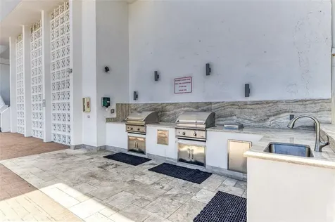 1010 S Ocean Boulevard Pompano Beach FL 33062