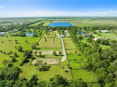 8530 8TH Street Vero Beach FL 32968