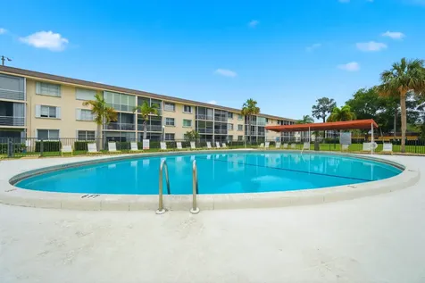 4500 N Federal Highway Lighthouse Point FL 33064