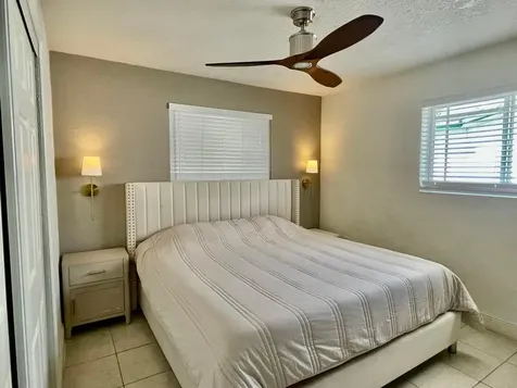 7661 Farragut Street Hollywood FL 33024