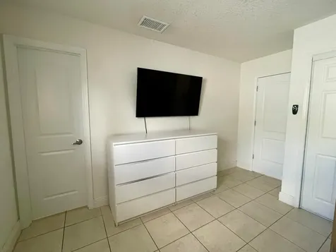 7661 Farragut Street Hollywood FL 33024