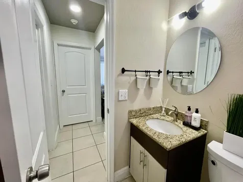 7661 Farragut Street Hollywood FL 33024