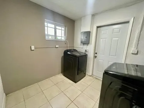 7661 Farragut Street Hollywood FL 33024