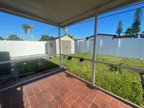 7661 Farragut Street Hollywood FL 33024