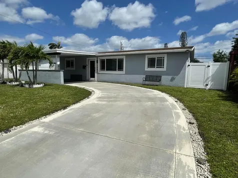 7661 Farragut Street Hollywood FL 33024