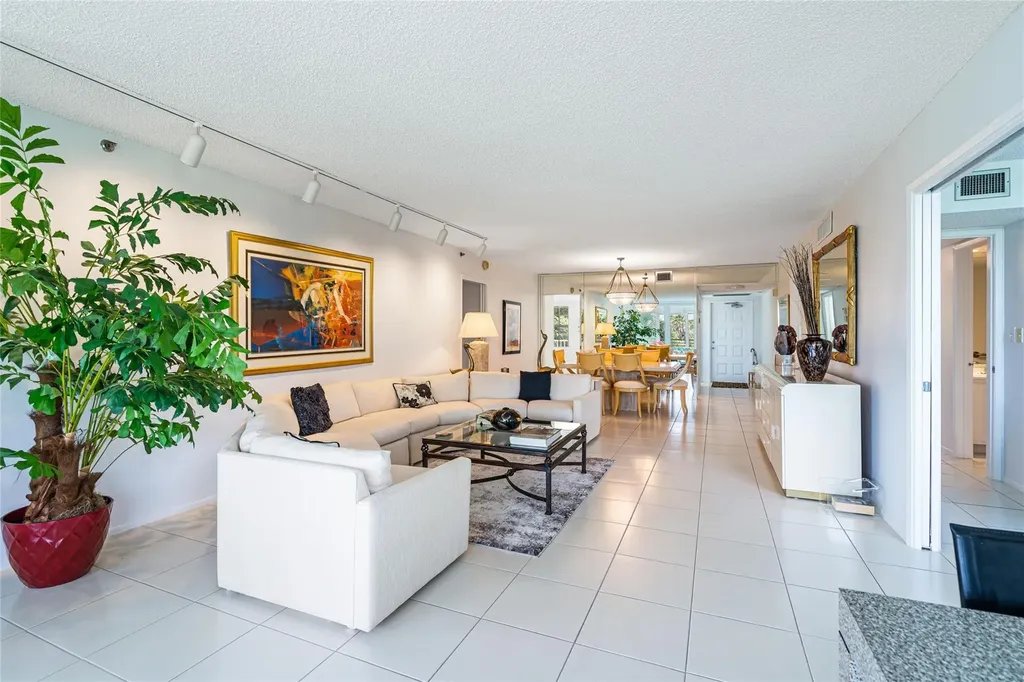 3507 Oaks Way Pompano Beach FL 33069