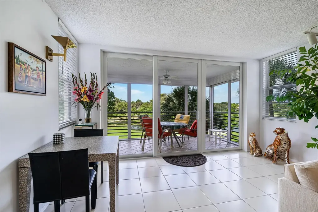 3507 Oaks Way Pompano Beach FL 33069