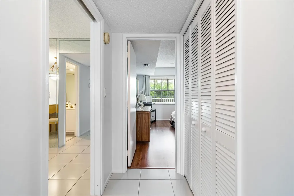 3507 Oaks Way Pompano Beach FL 33069