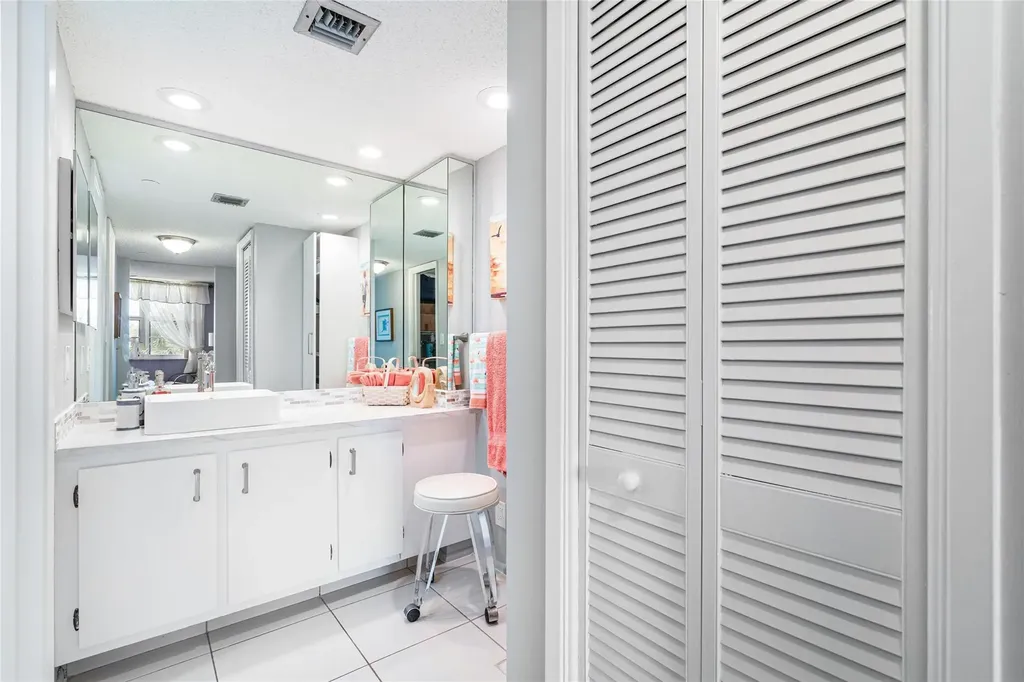 3507 Oaks Way Pompano Beach FL 33069