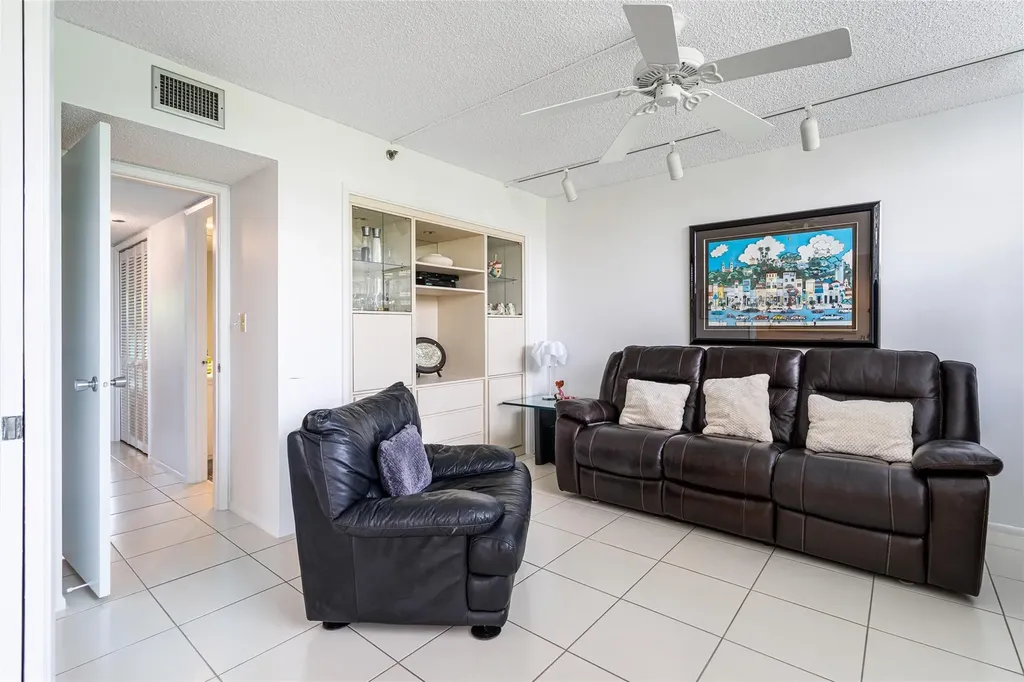 3507 Oaks Way Pompano Beach FL 33069
