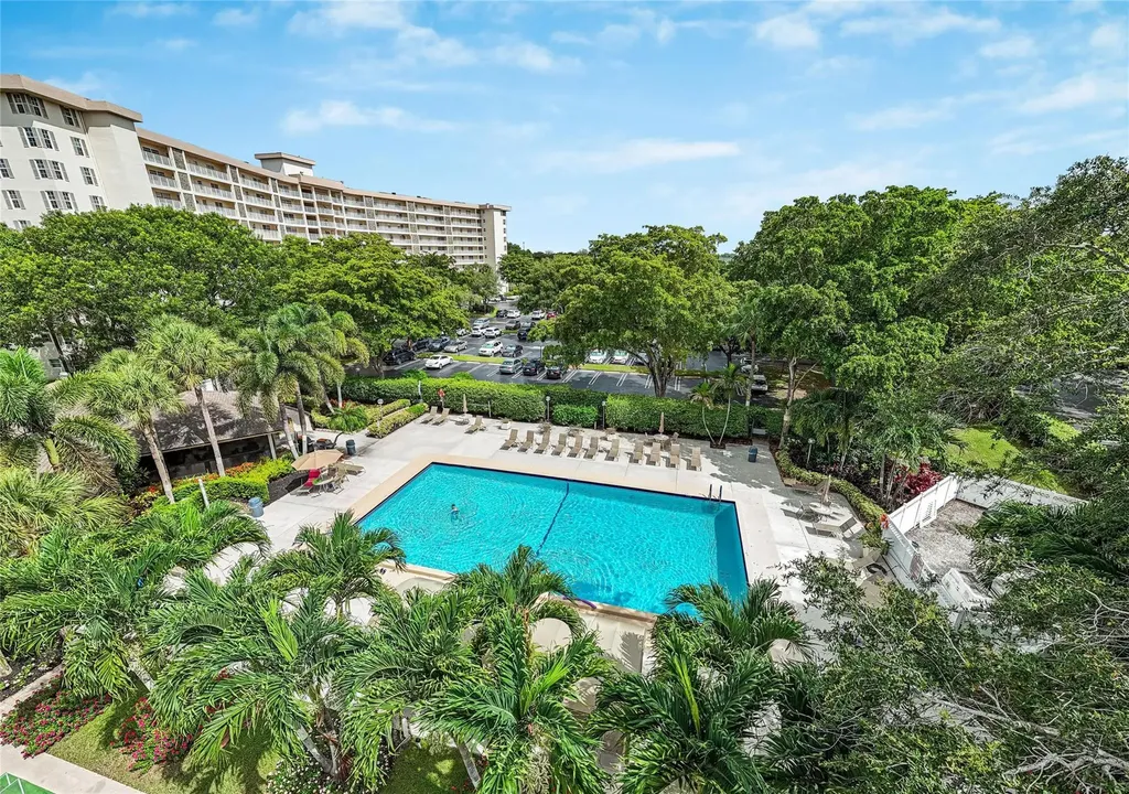 3507 Oaks Way Pompano Beach FL 33069