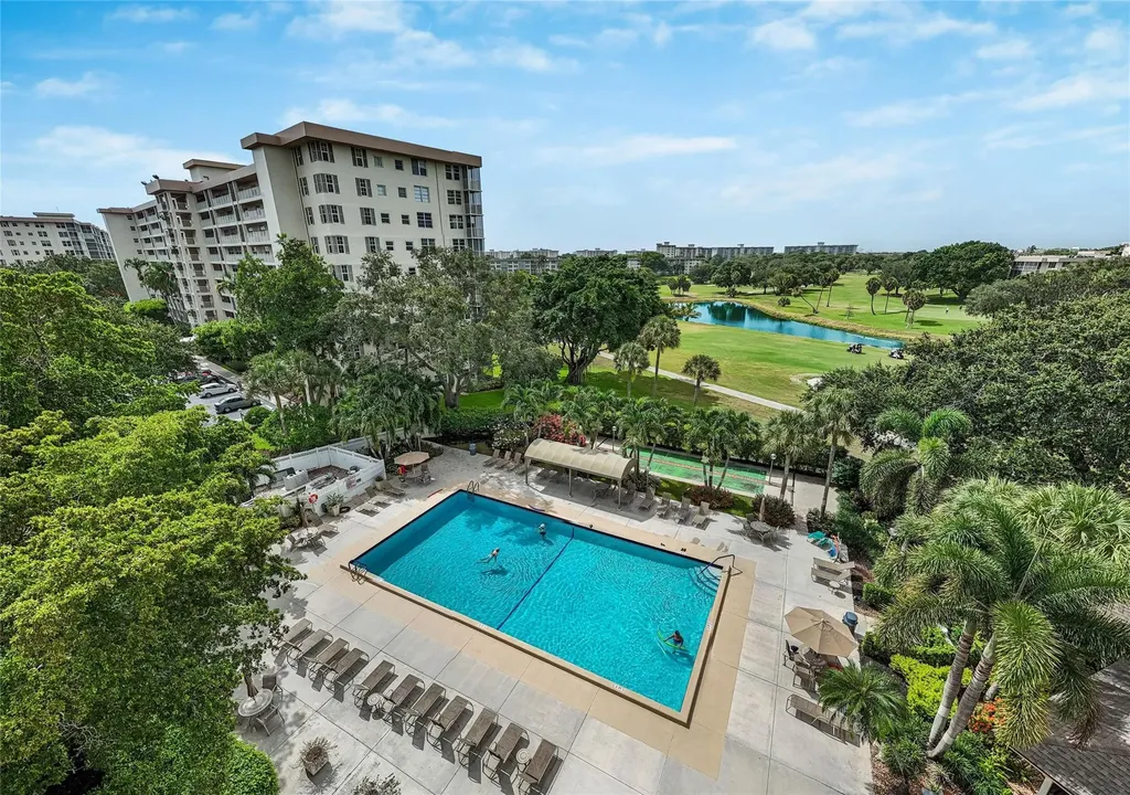 3507 Oaks Way Pompano Beach FL 33069