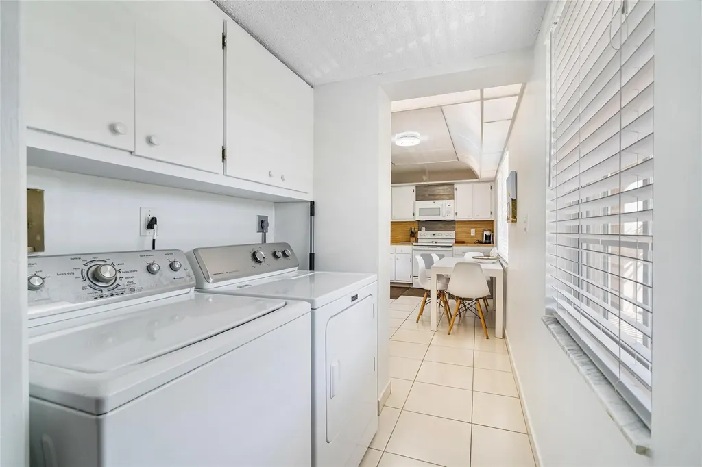 3507 Oaks Way Pompano Beach FL 33069