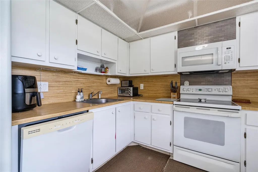 3507 Oaks Way Pompano Beach FL 33069