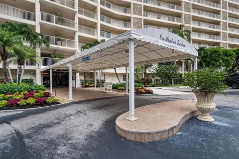 3507 Oaks Way Pompano Beach FL 33069
