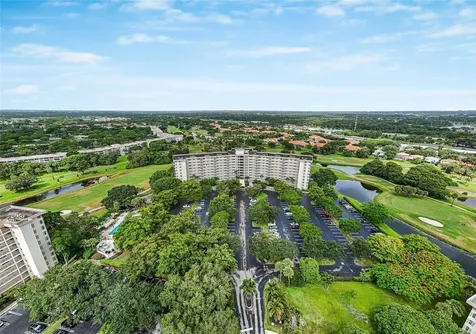 3507 Oaks Way Pompano Beach FL 33069
