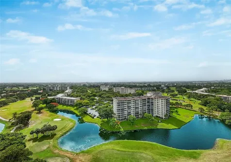 3507 Oaks Way Pompano Beach FL 33069