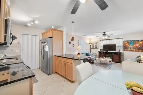 111 NE 57th Street Oakland Park FL 33334