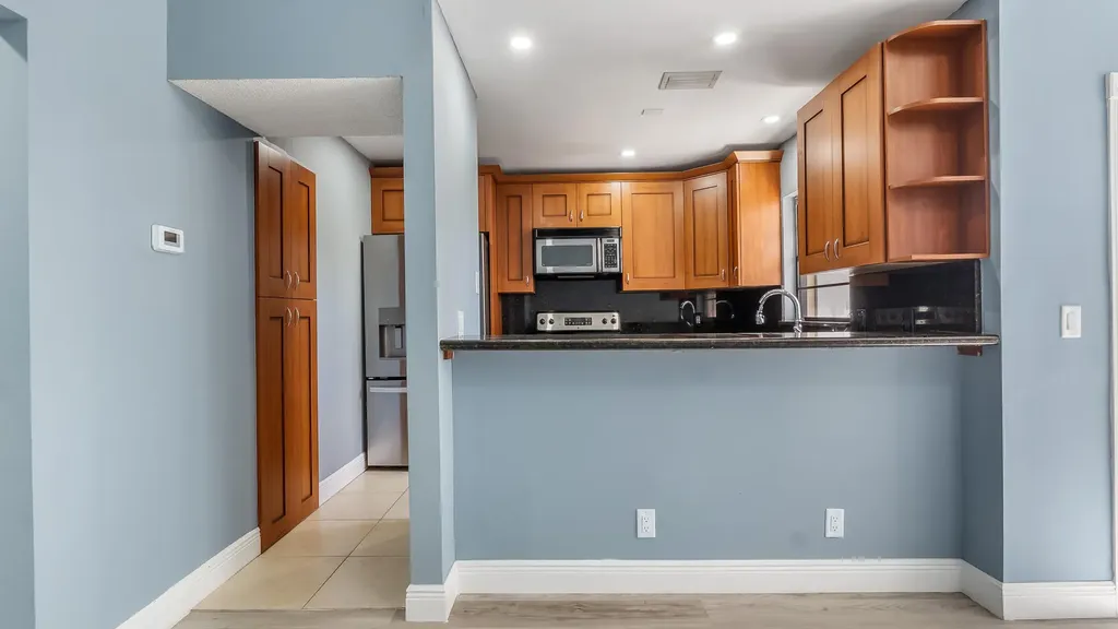 2026 SW 81st Way Davie FL 33324
