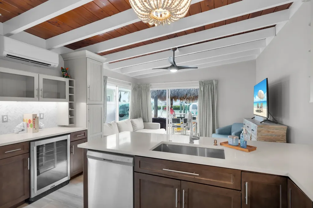 34 7th Street Key Colony Beach FL