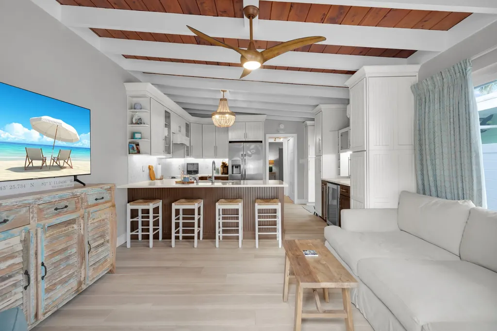 34 7th Street Key Colony Beach FL