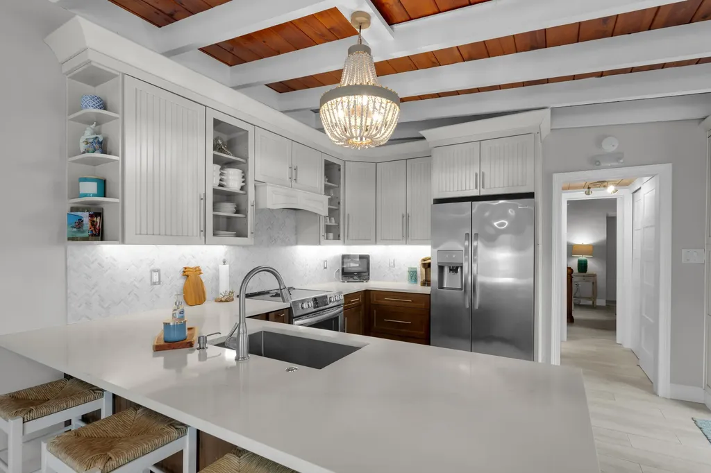 34 7th Street Key Colony Beach FL