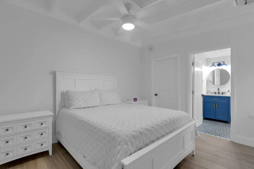 34 7th Street Key Colony Beach FL
