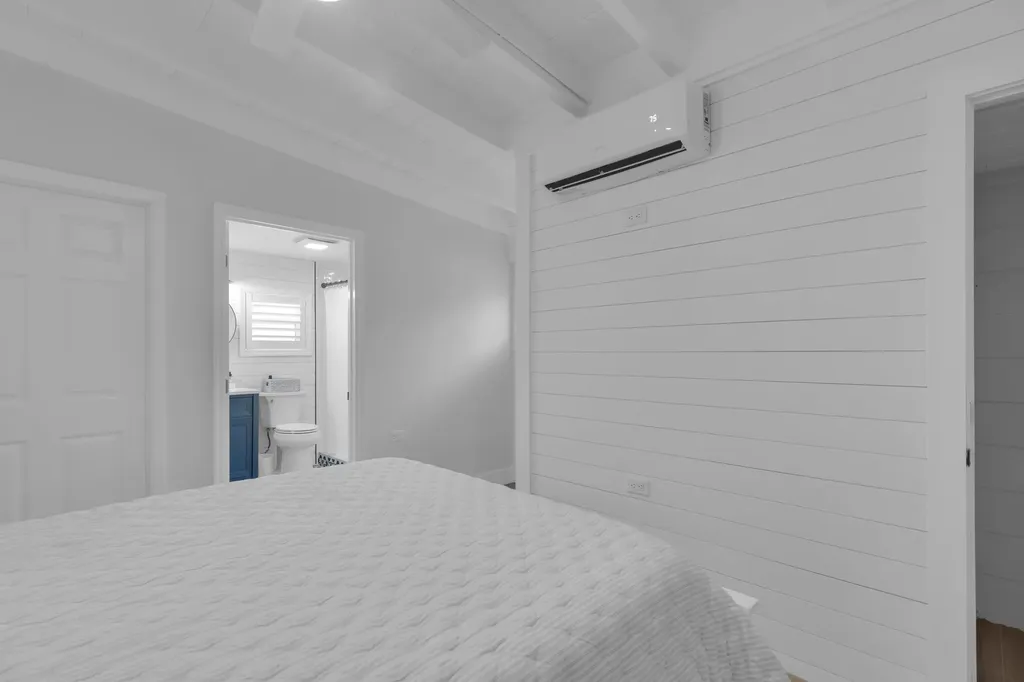 34 7th Street Key Colony Beach FL
