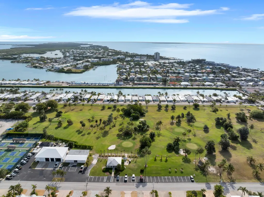 34 7th Street Key Colony Beach FL