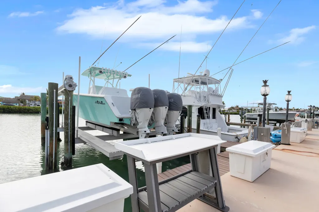 34 7th Street Key Colony Beach FL