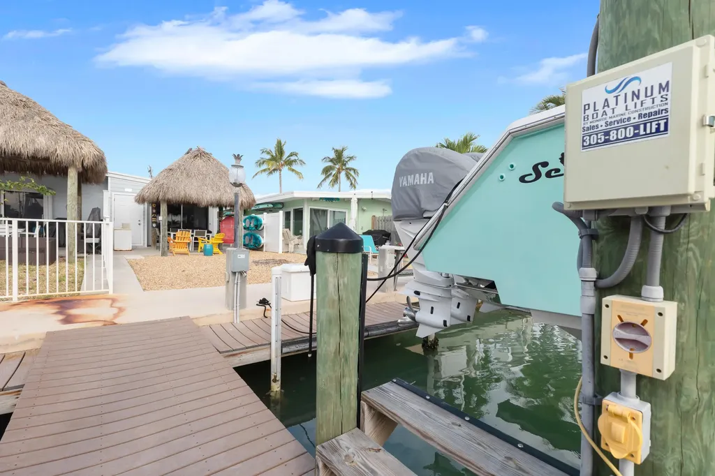 34 7th Street Key Colony Beach FL