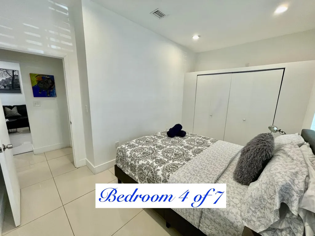 88 NE 154th Street North Miami Beach FL 33162