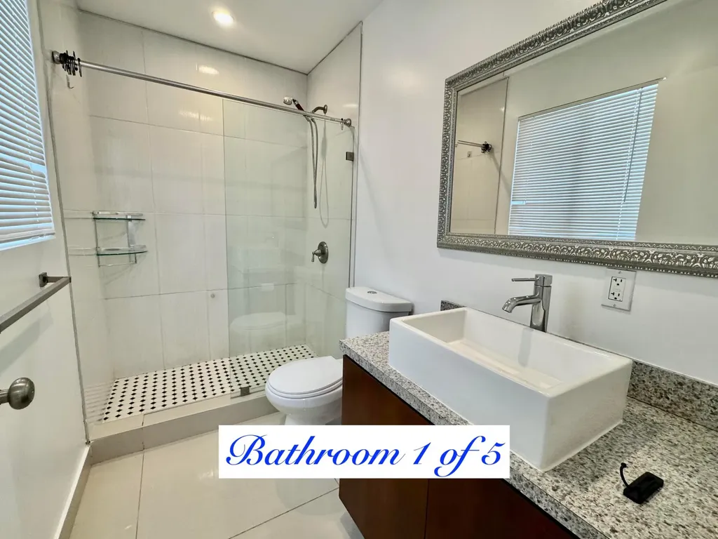 88 NE 154th Street North Miami Beach FL 33162