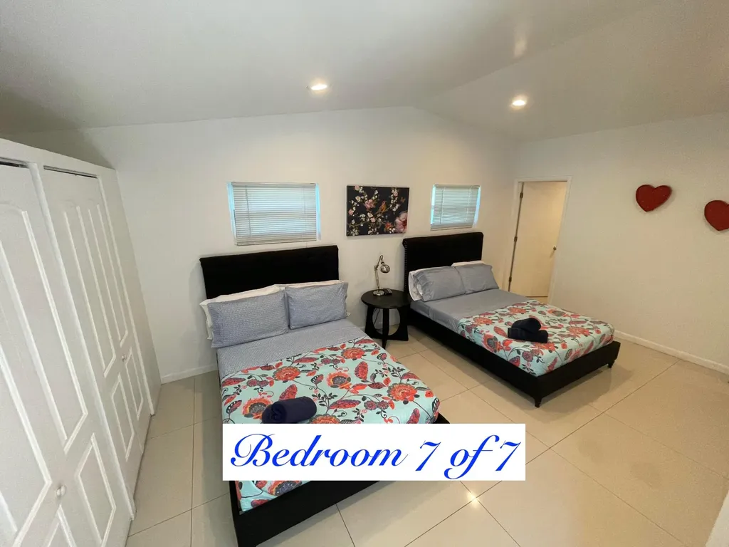 88 NE 154th Street North Miami Beach FL 33162
