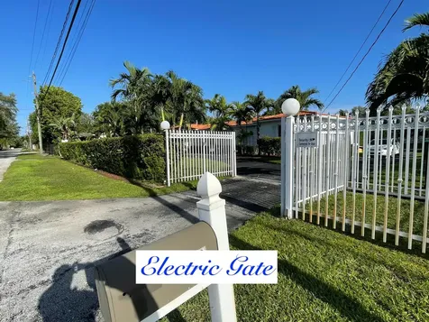 88 NE 154th Street North Miami Beach FL 33162