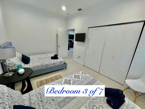 88 NE 154th Street North Miami Beach FL 33162